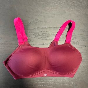 Victoria’s Secret Sport bra padded with adjustable straps size 34B